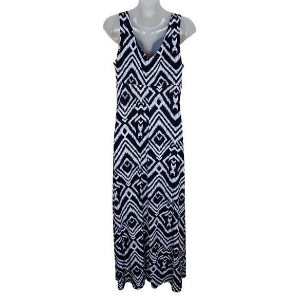 dressbarn Monochrome Geometric Maxi Dress - Picture 4 of 14
